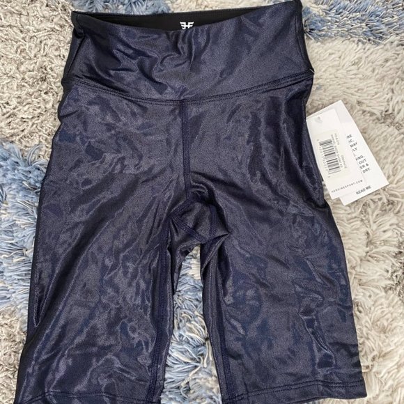 Heroine Sport Pants - NWT Heroine Sport Marvel Bike Short Legging Size XS